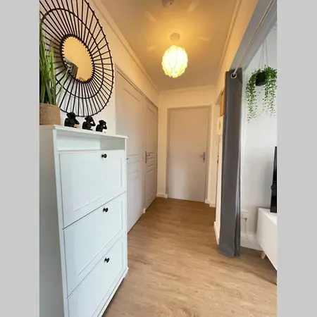 דירה -=- Le Canal -=- Appartement Centre Ville, Parking Prive *