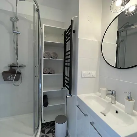 דירה -=- Le Canal -=- Appartement Centre Ville, Parking Prive *