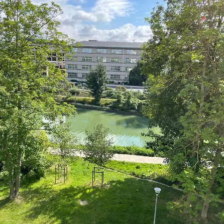 -=- Le Canal -=- Appartement Centre Ville, Parking Prive דירה Châlons-en-Champagne